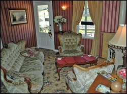  - All Seasons Groveland Inn