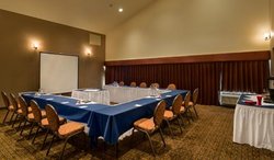  - Hallmark Resort Hotel Newport