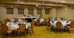  - Hallmark Resort Hotel Newport