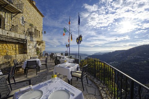 CHATEAU EZA - Photo 3