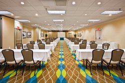  - Holiday Inn & Suites Universal Studios Orlando - I-4, Exit 75B