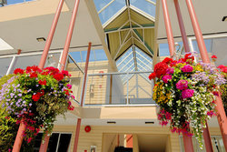  - Grouse Inn North Vancouver