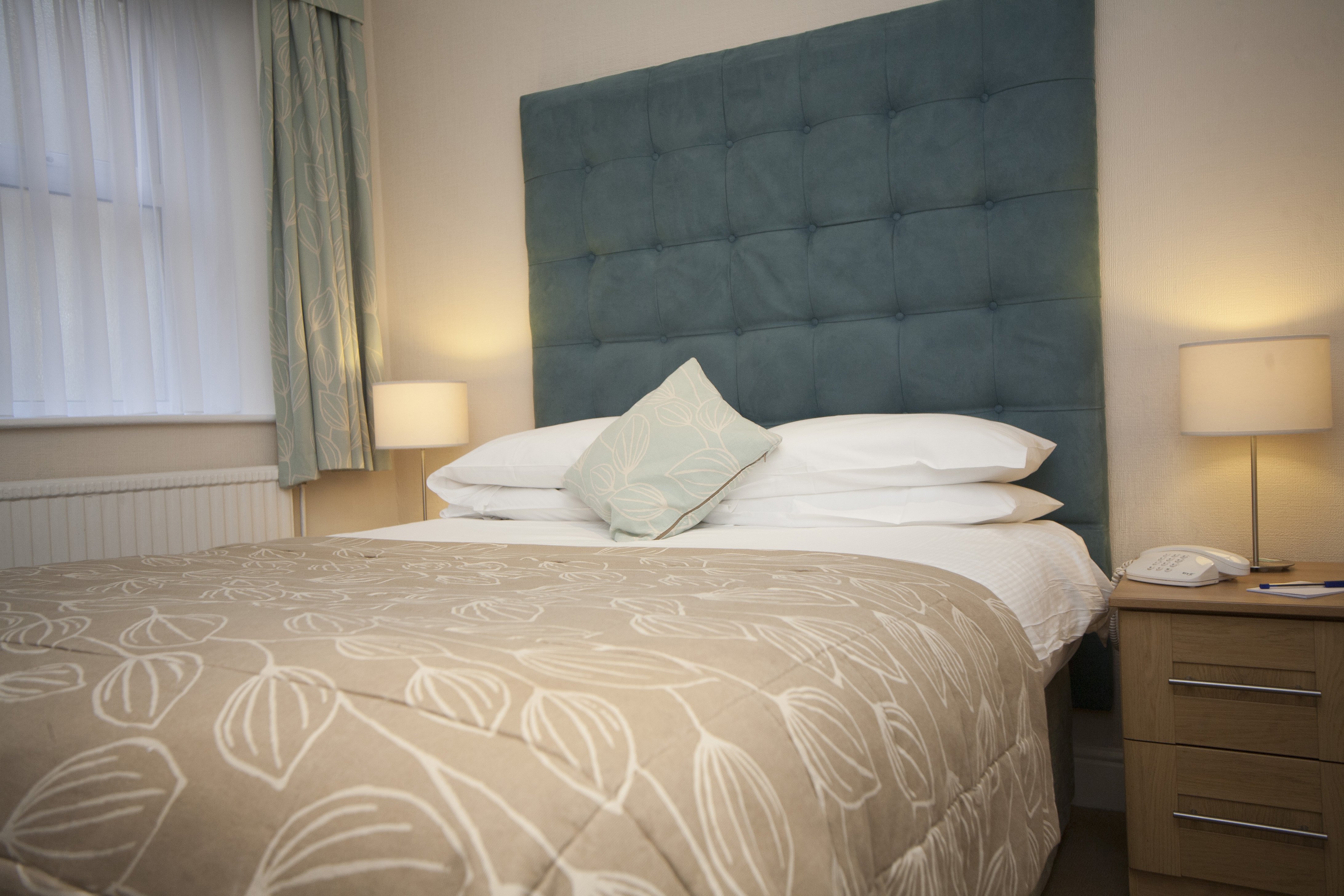 The White Swan Hotel-guestroom-Superior Room.jpg