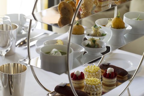 LA RESERVE PARIS HOTEL AND SPA - Photo 93