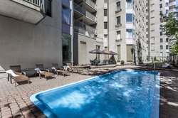  - Le Nouvel Hotel & Spa Montreal