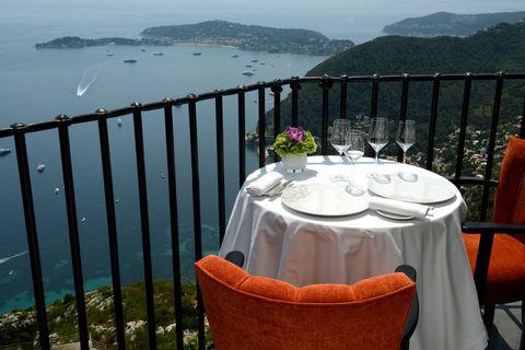 CHATEAU EZA - Photo 41