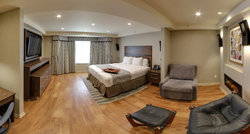  - Hotel Strata Mountain View