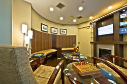  - Hotel Strata Mountain View