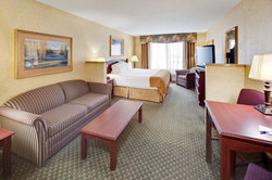  - Holiday Inn Express & Suites Bismarck - I-94, Exit 159