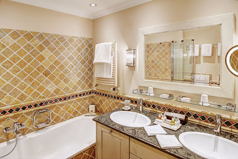 GSTAAD PALACE - Photo 15