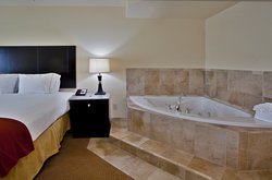  - Holiday Inn Express & Suites Intl Drive Orlando - I-4, Exit 74A
