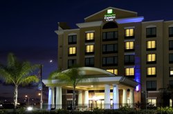  - Holiday Inn Express & Suites Intl Drive Orlando - I-4, Exit 74A