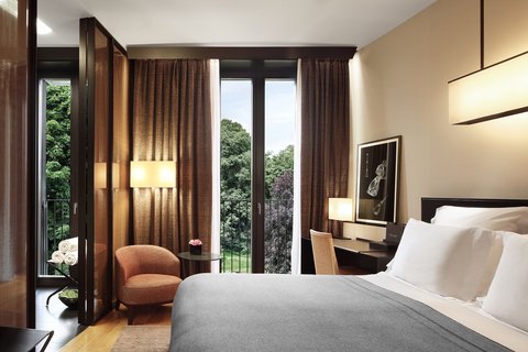 BVLGARI HOTEL MILANO - Photo 29