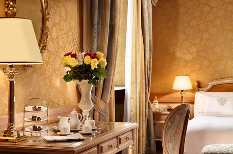 HOTEL SPLENDIDE ROYAL - Photo 25