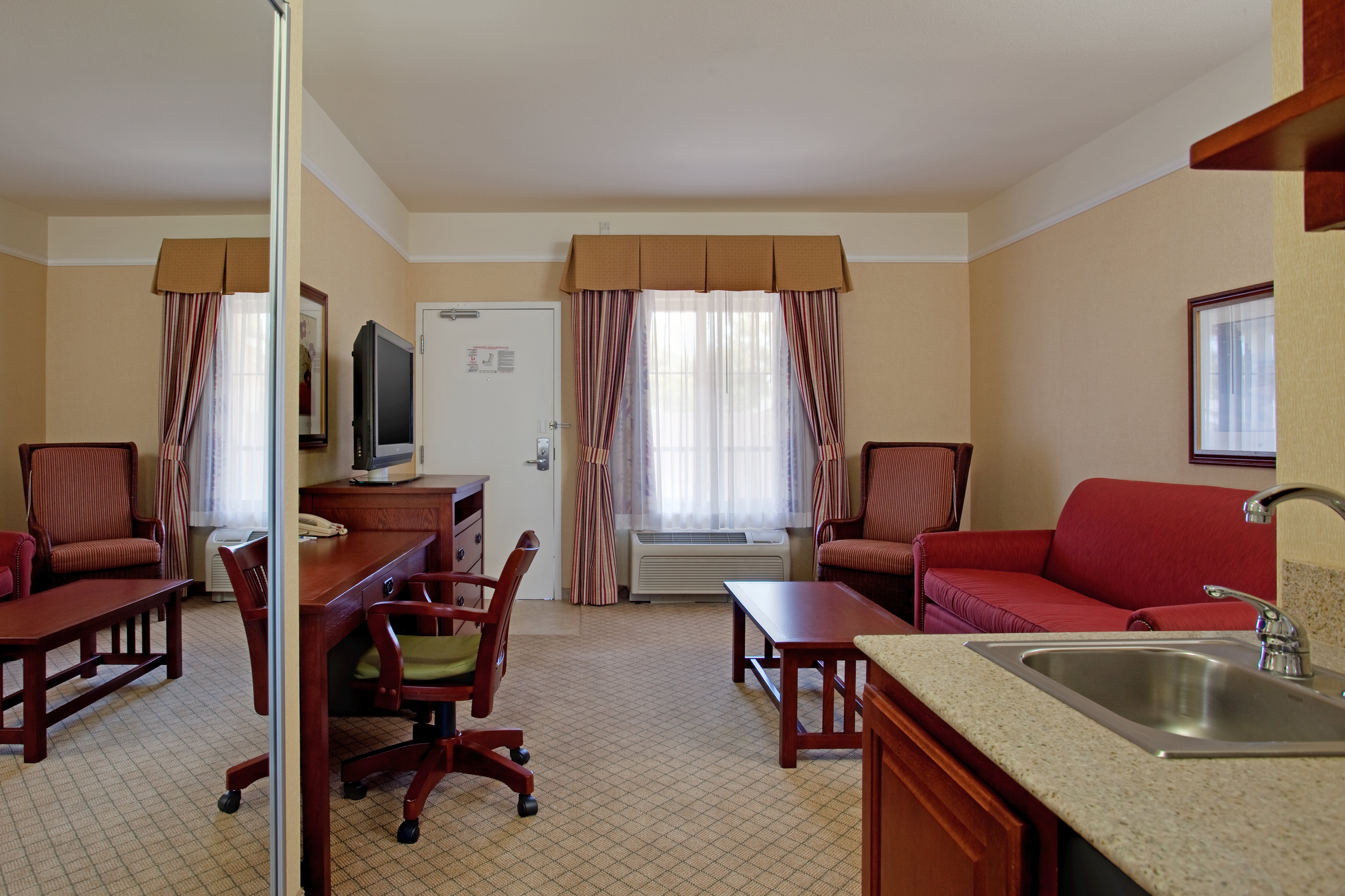 HOLIDAY INN EXP STES SAN DIMAS BY I-guestroom-King Master Suite, 925sq FT Apartment with kitchen.jpg
