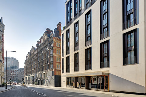 BVLGARI HOTEL LONDON - Photo 2