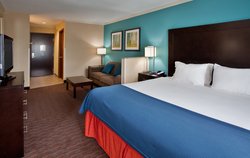  - Holiday Inn Express & Suites North Kansas City - I-29 & I-35, Exit 6