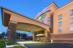  - Holiday Inn Express & Suites Cookeville - I-40, Exit 287
