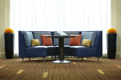  - Courtyard by Marriott Hotel Ottawa
