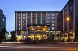  - Holiday Inn Tower & Suites Downtown Vancouver