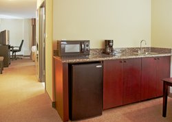  - Holiday Inn Express Leesville