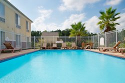  - Holiday Inn Express Leesville