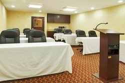  - Holiday Inn Express Leesville