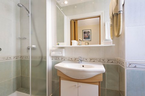 Bathroom3