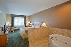  - Holiday Inn Express & Suites Lincoln