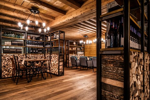 TSCHUGGEN GRAND HOTEL - Photo 10