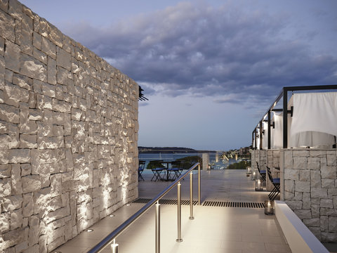 INTERCONTINENTAL DOUBLE BAY - Photo 35