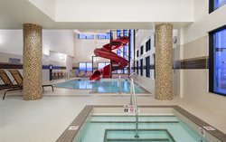  - Courtyard by Marriott Hotel South Calgary