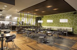  - Courtyard by Marriott Hotel South Calgary