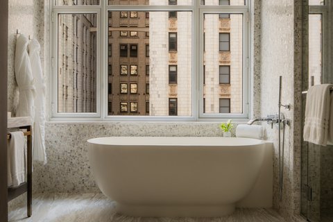 FOUR SEASONS HOTEL NEW YORK DOWNTOWN - Photo 24