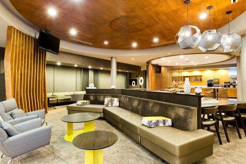Lobby - Seating Area