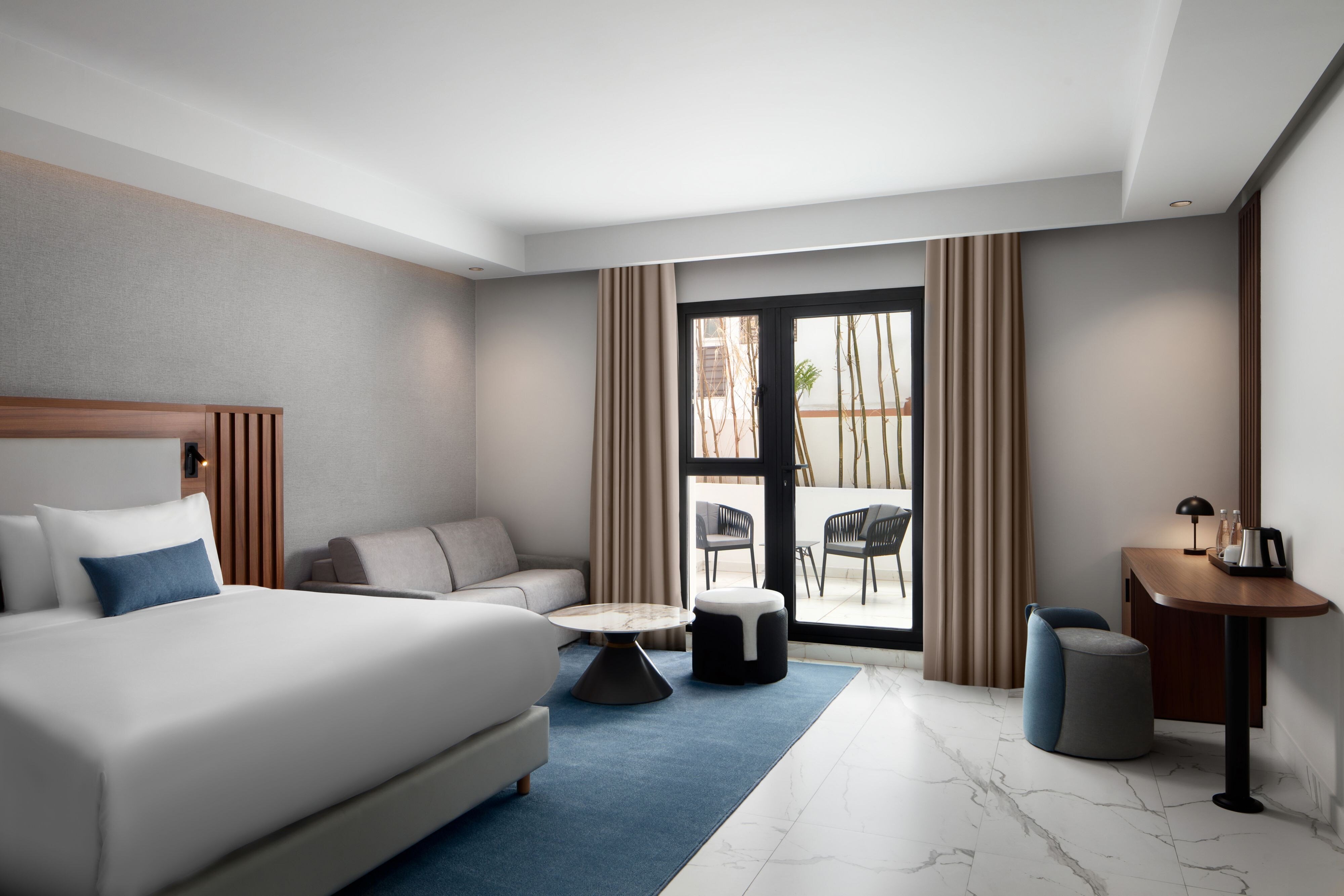 Courtyard by Marriott Casablanca Downtown-guestroom-Junior suite with private terrace.jpg