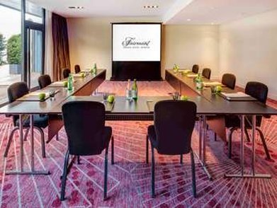 FAIRMONT GRAND HOTEL GENEVA - Photo 255