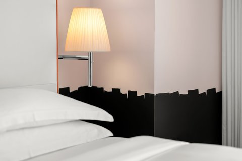SLS BRICKELL HOTEL - Photo 25