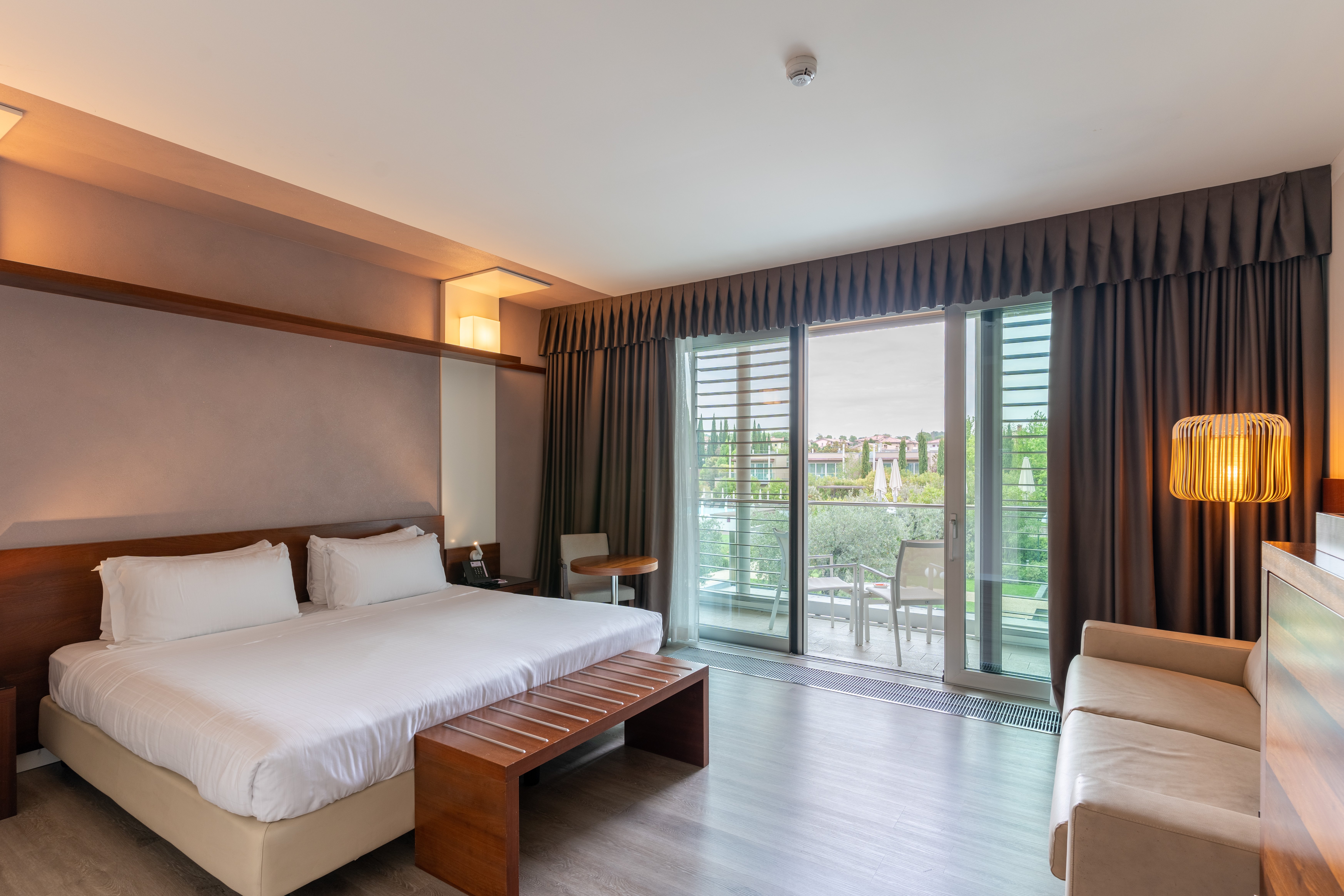 AQUALUX HOTEL SPA SUITE TERM-guestroom-AQUA ROOM.jpg