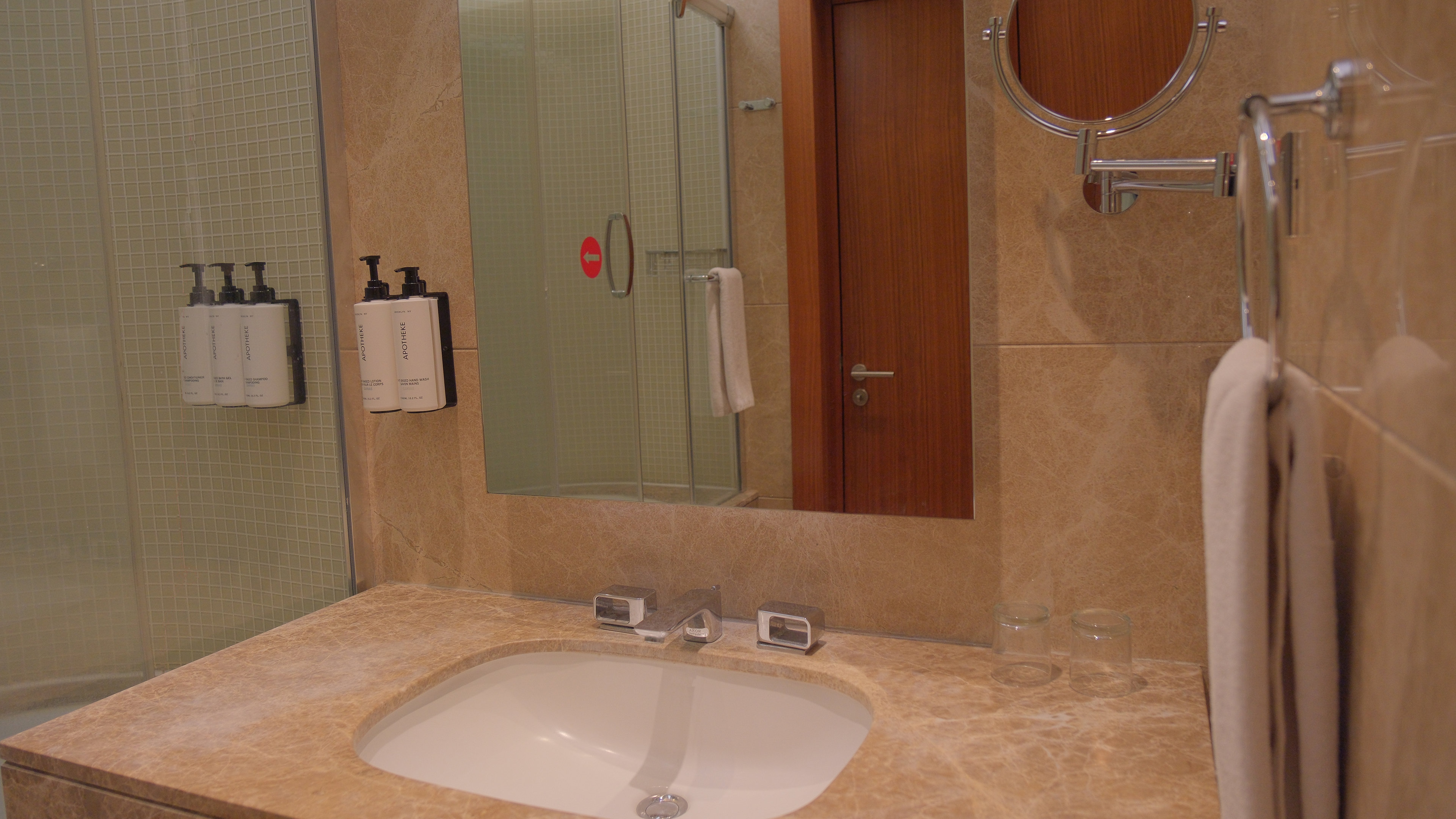 CROWNE PLAZA KAYSERI-guestroom-Guest Bathroom.jpg