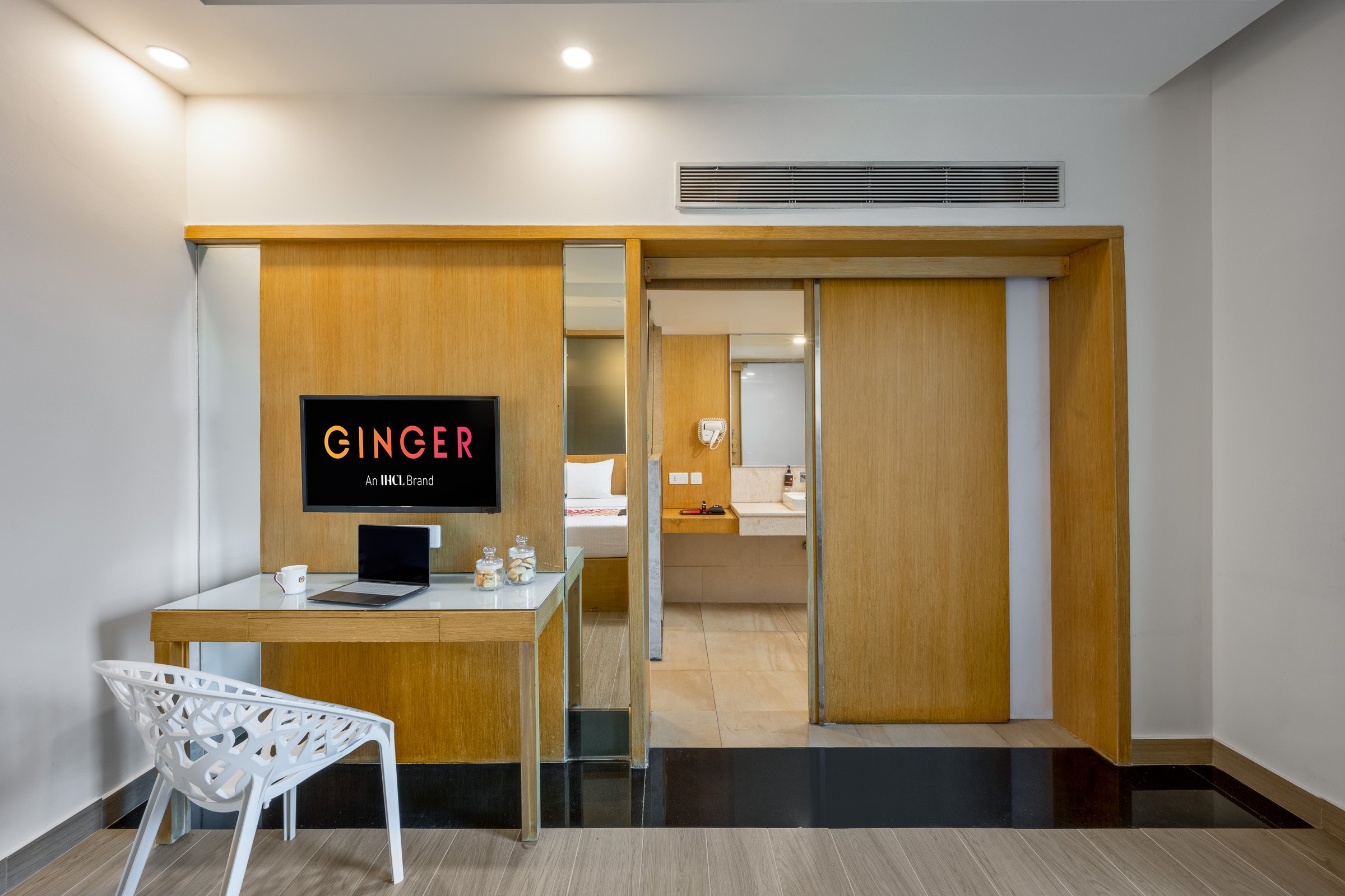GINGER KOCHI MG ROAD-guestroom-Sitting area.jpg