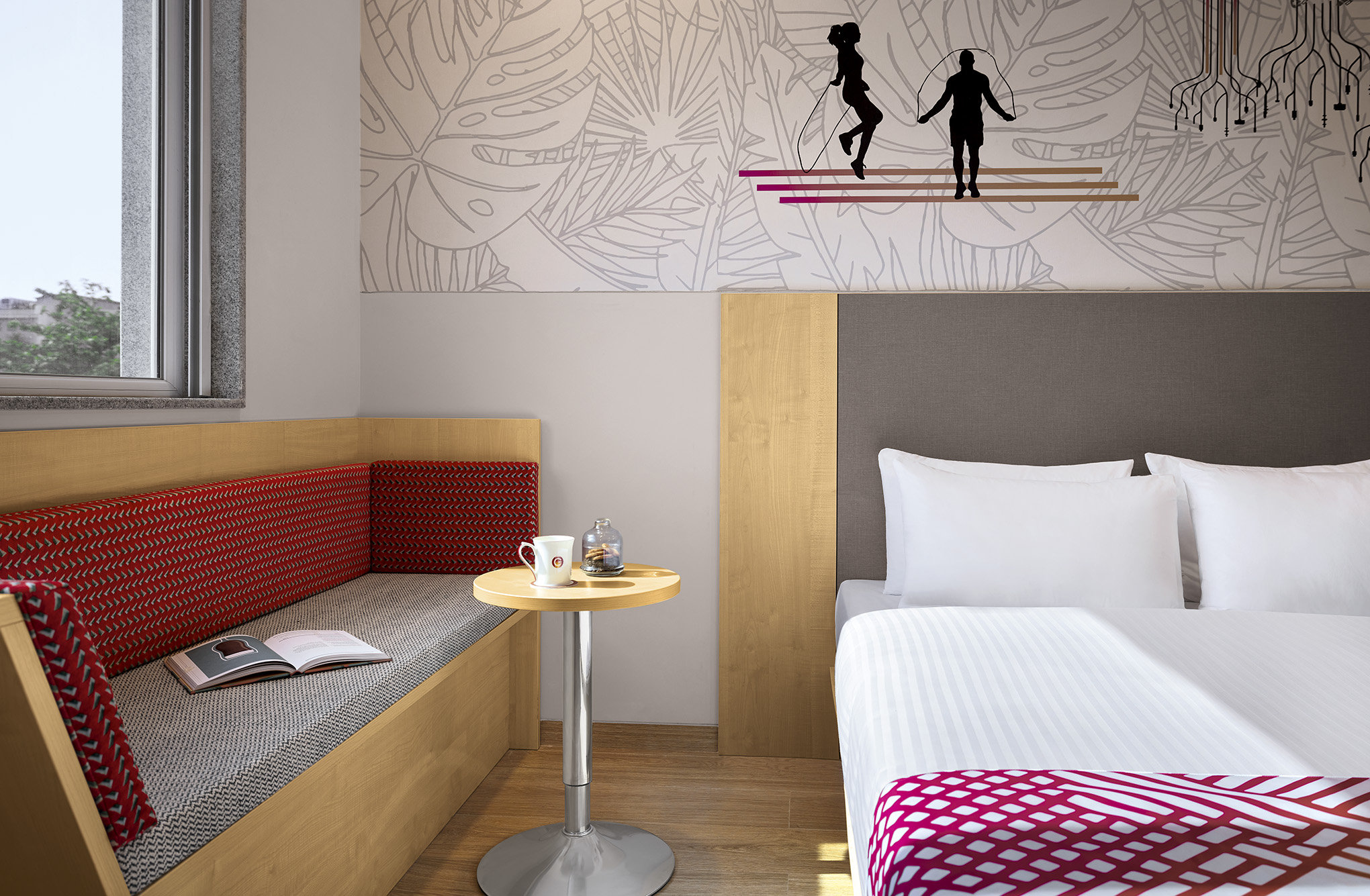 Ginger Chandigarh Zirakpur-guestroom-Luxe Queen Room Sofa Bed Common Amenities.jpg
