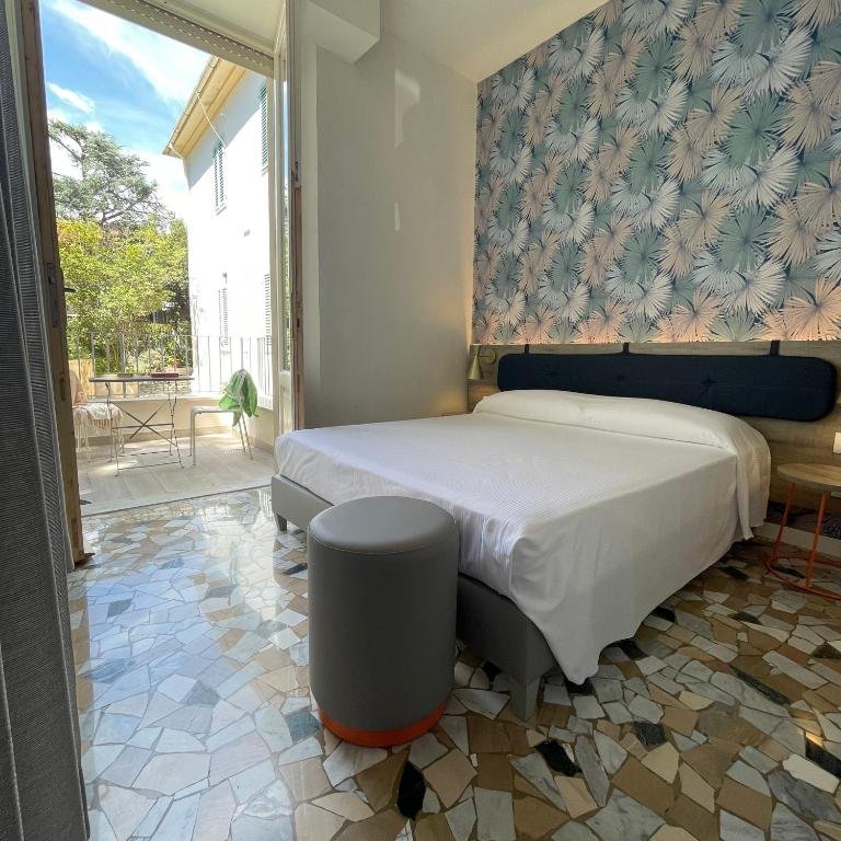 HOTEL GUERRINI-guestroom-GUEST ROOM.jpg
