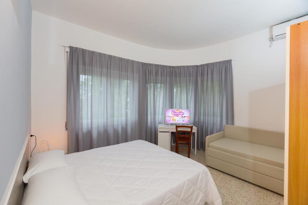 HOTEL COSTA VERDE-guestroom-GUEST ROOM.jpg