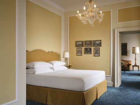 Suite Bedroom