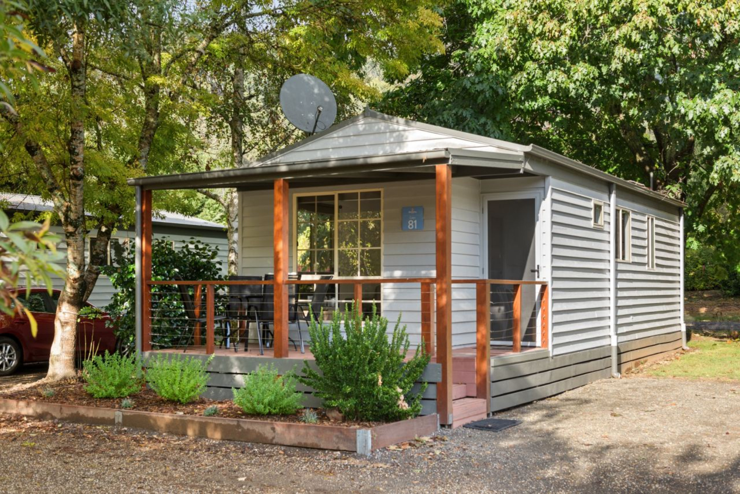 DISCOVERY PARKS - BRIGHT-guestroom-Standard 2BR Cabin Slps 4 (5).jpg