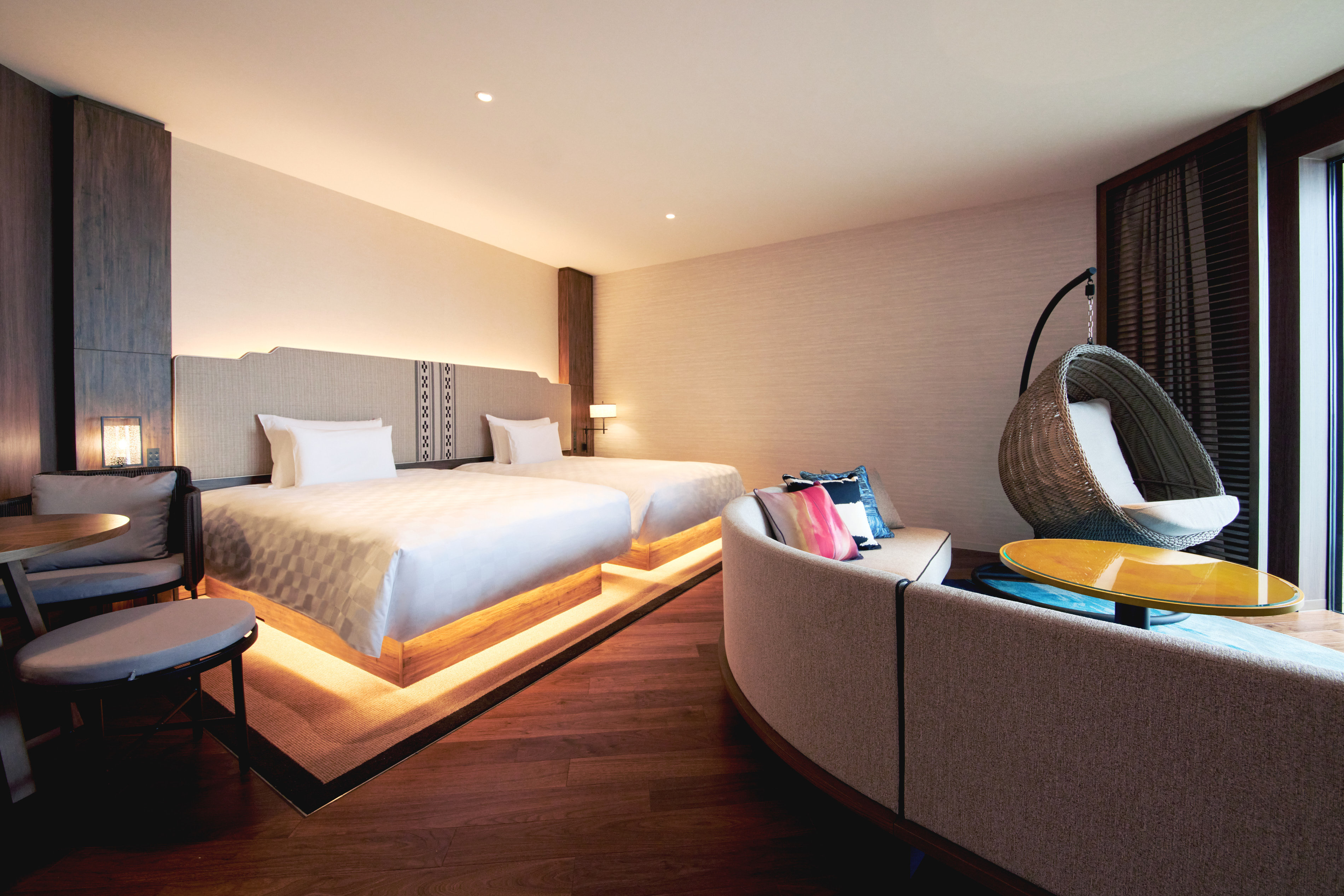 Okinawa Prince OceanVw Ginowan-guestroom-Premiumtwin.jpg