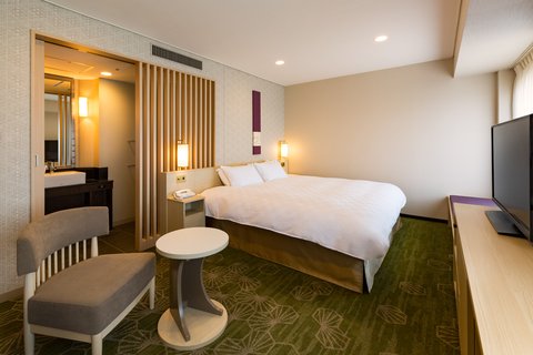 Deluxe Double High Floor Non-Smoking