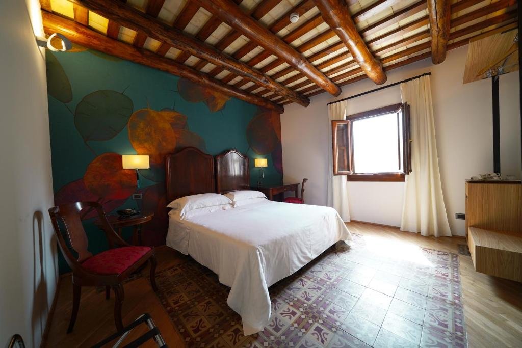 HOTEL CARMINE - MARSALA-guestroom-GUEST ROOM.jpg
