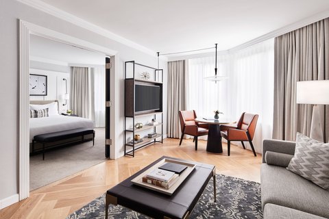 THE LUXURY COLLECTION HOTEL MANHATTAN MIDTOWN - Photo 29